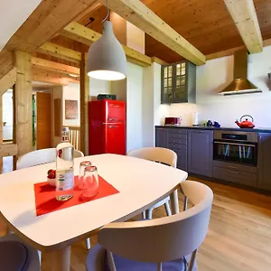 Dachgiebeloase Apartment