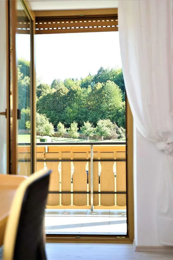 Apartment Ferienwohnung Roehrer Obertrubach